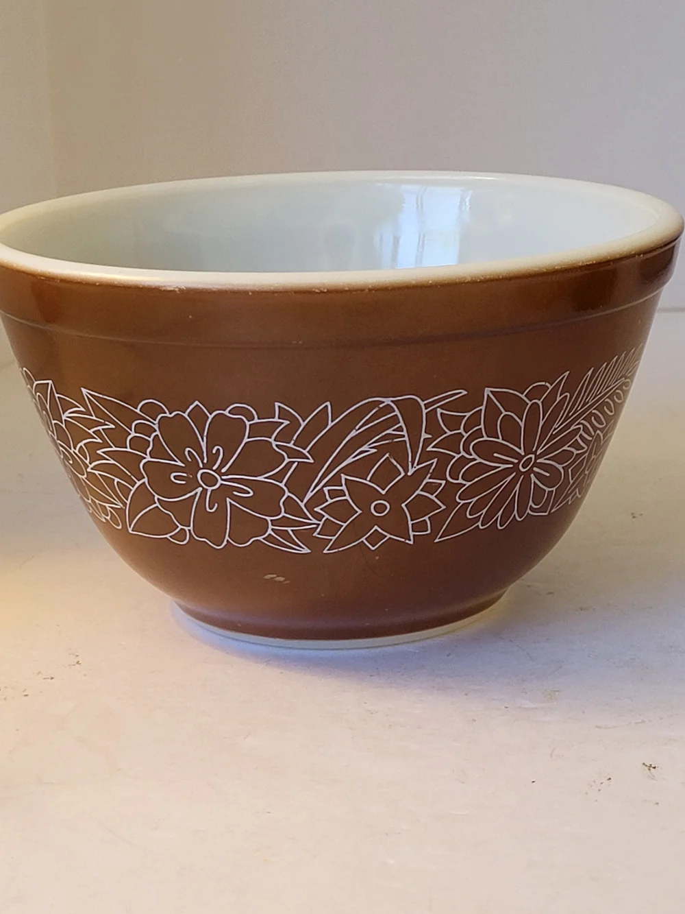 Vintage Pyrex Brown Woodland #401 Mixing Bowl 1979-83 1.5pt
